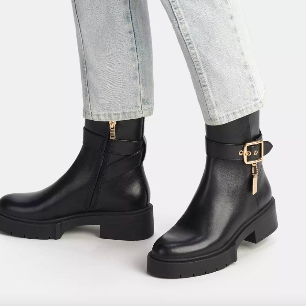 Coach Lacey Boots (Size W9B)